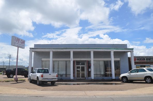 110 N Missouri St, West Memphis, AR 72301